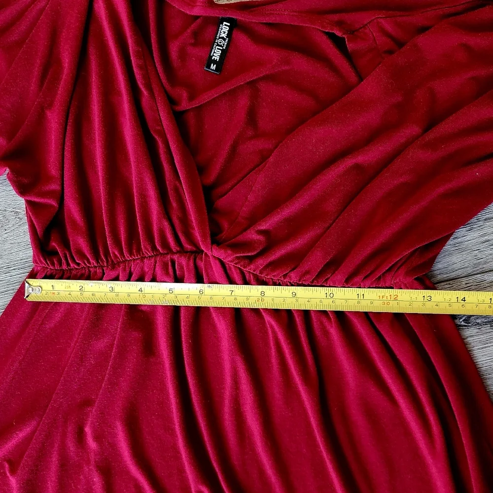 NWOT Flirty Red Summer Dress with loose bell dolman sleeves - Picture 5 of 5